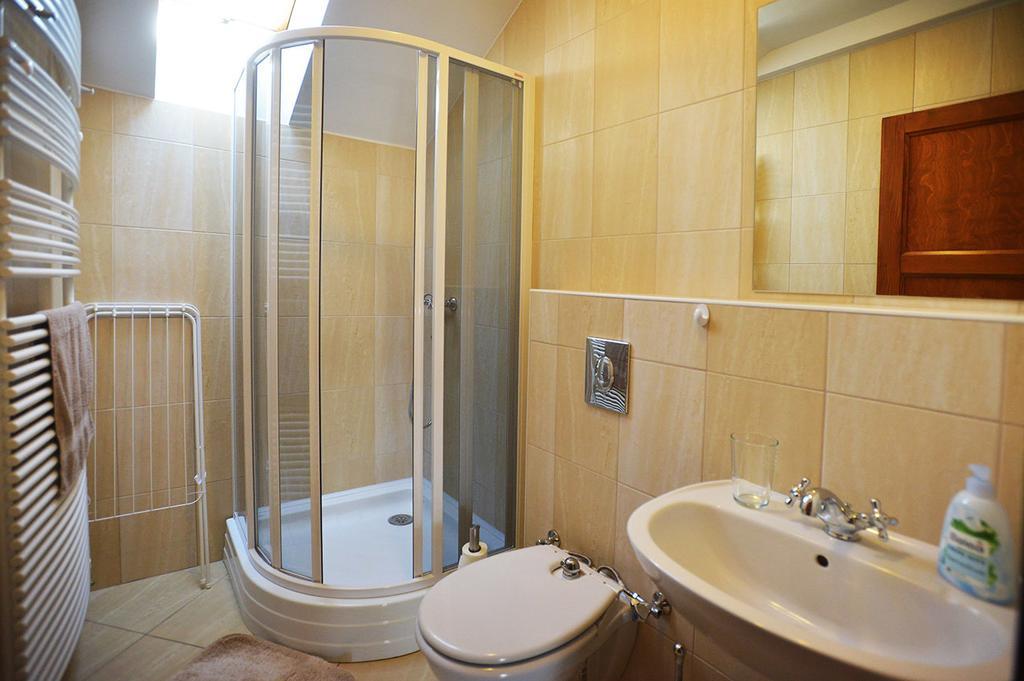 Corner Apartman Eger Cameră foto